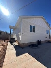 Building Photo - 353 N 800 W