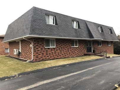 Primary Photo - 3138 Hillcrest Road - 1