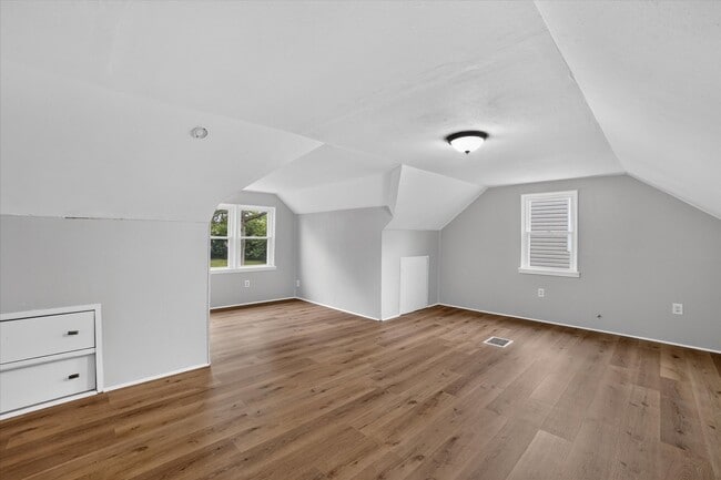 Building Photo - 14112 Krems Ave