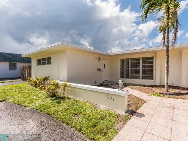 Building Photo - 6825 NW 11th Pl