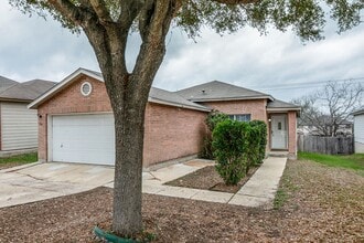 Building Photo - 734 Butler Point