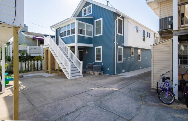 Building Photo - 54 Wesley Rd