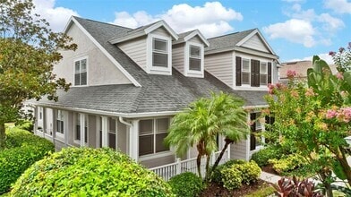 Building Photo - 10801 Sierra Vista Pl