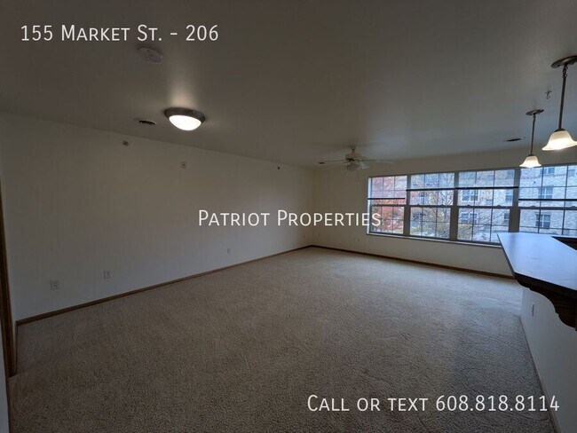 Foto del edificio - 155 Market St