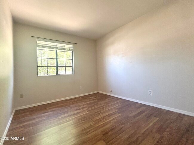 Foto del edificio - 16264 N 66th St