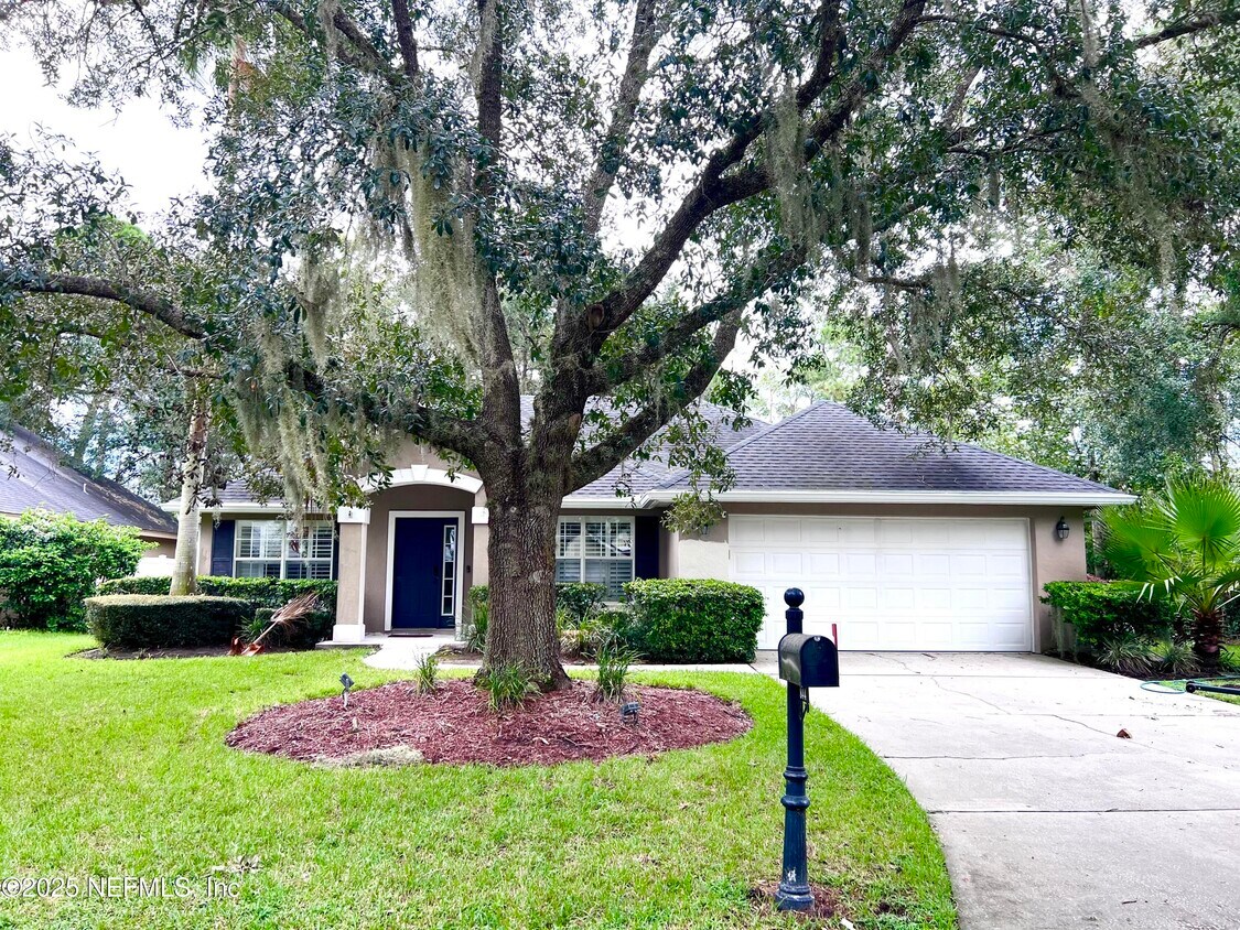 Foto principal - 844 Sawyer Run Ln