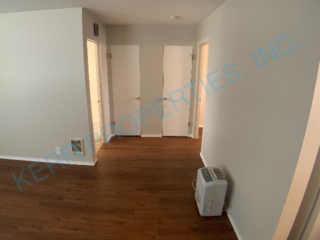 Foto del edificio - 5704 NE Hassalo St