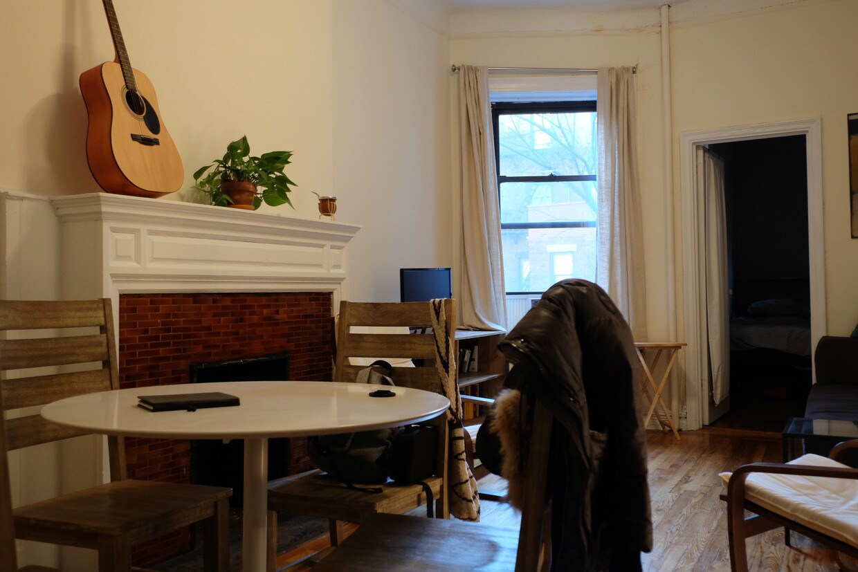 Primary Photo - 532 W 114th St