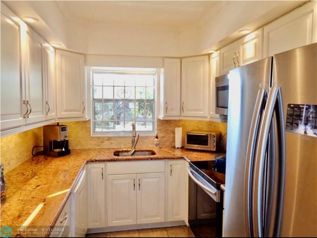 4200 Crystal Lake Dr Unit 307, Pompano Beach, FL 33064 Condo for Rent