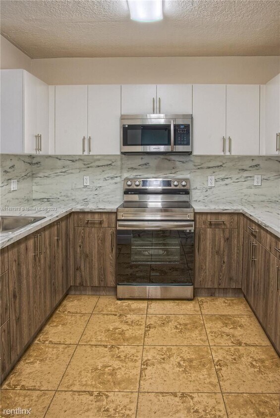Primary Photo - 3 br, 2 bath House - 8390 NW 103rd St Apt ...