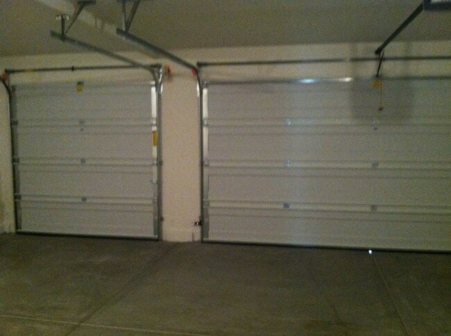 Foto del edificio - 2741 Sunrise Bluff Dr