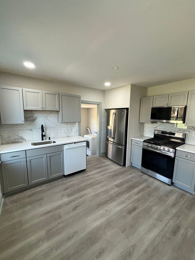Foto del edificio - Beautiful 4 Bedroom, 1.5 Bath in Pottstown