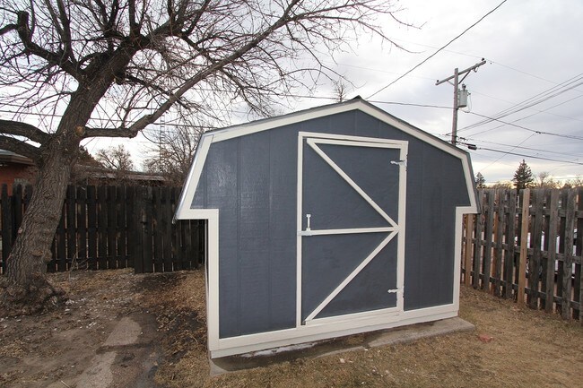 Shed - 1713 E 20th St
