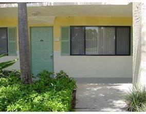 Building Photo - 1417 Meadows Cir