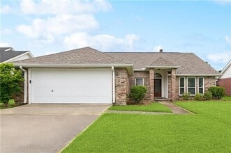 Building Photo - 310 Oakley Ln