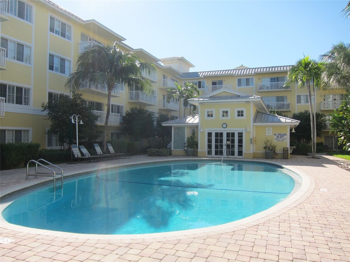 Primary Photo - 1515 E Broward Blvd