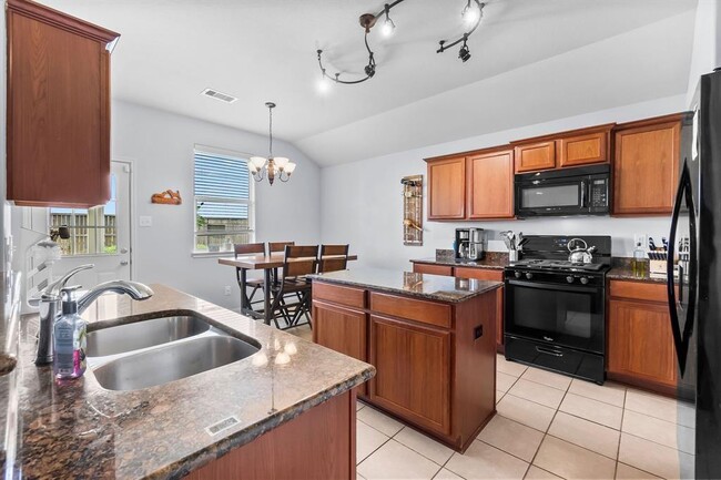 Building Photo - 16123 Duck Tail Ln