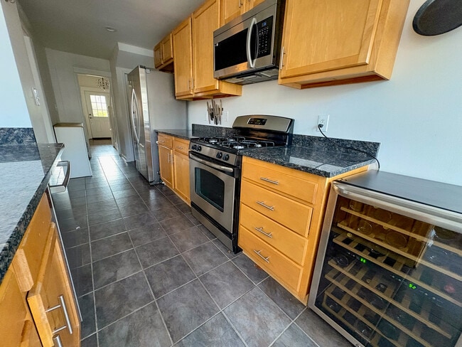 Building Photo - 807 Decatur St NW