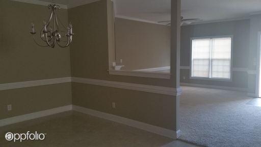 Building Photo - 3908 Granada Dr