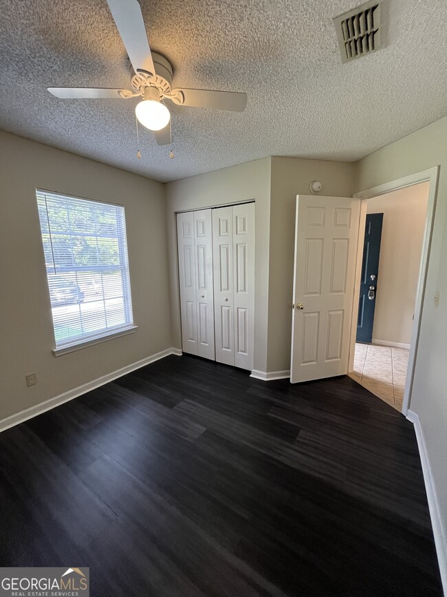 Building Photo - 150 Sapelo Dr