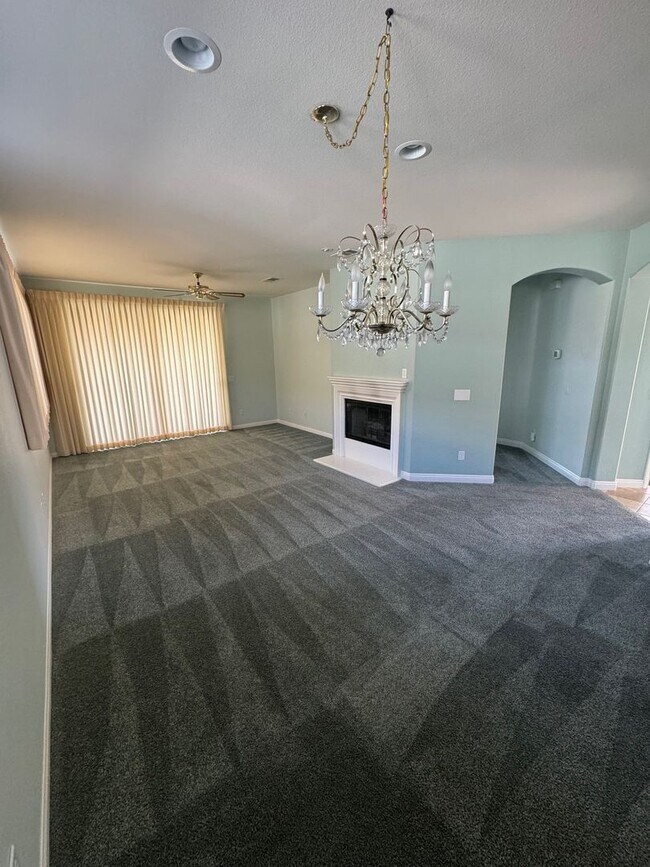 Foto del edificio - spacious 2 bedroom 2 bath home with office in Del Webb