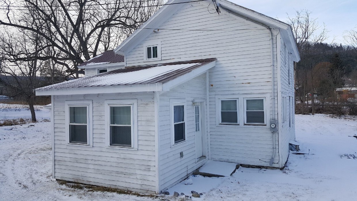 Across from Suny - 327 W Main St