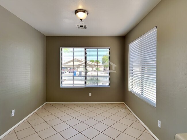 Foto del edificio - 13177 W Mauna Loa Ln