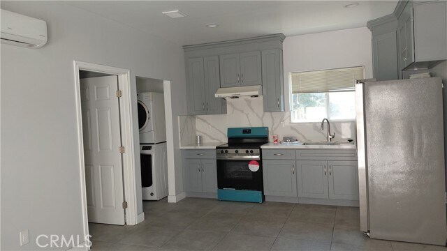 Foto del edificio - 9767 Candlewood St