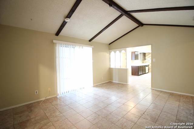 Building Photo - 7622 Pipers Creek St