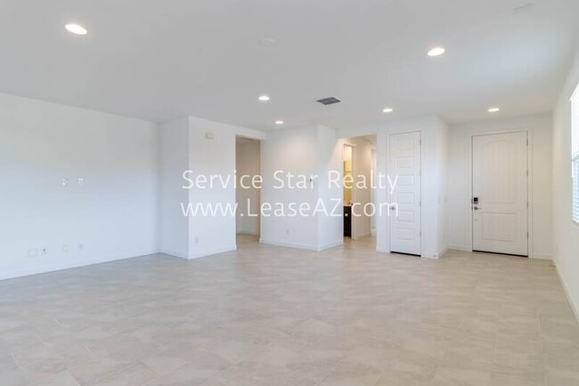 Building Photo - 32273 N 21st Dr