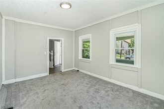 Building Photo - 3118 W 30th St