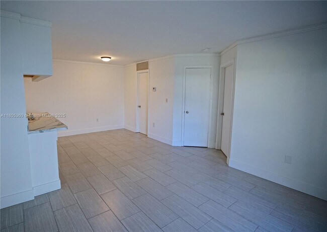 Building Photo - 6755 NW 175th Ln