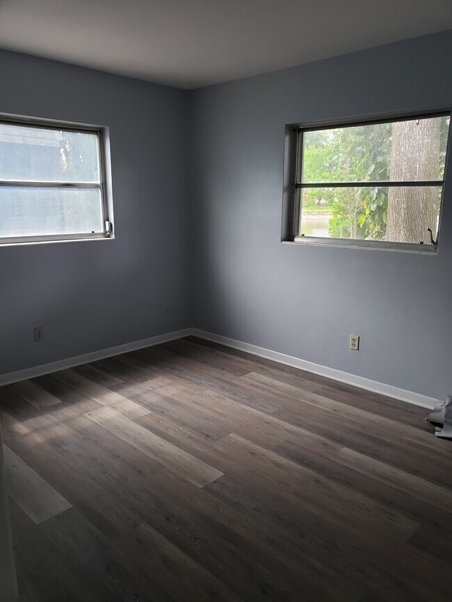 Bedroom 1 of 2 - 556 Clearwater Largo Rd N