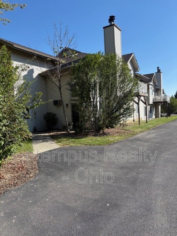 Building Photo - 3860 Mercedes Pl