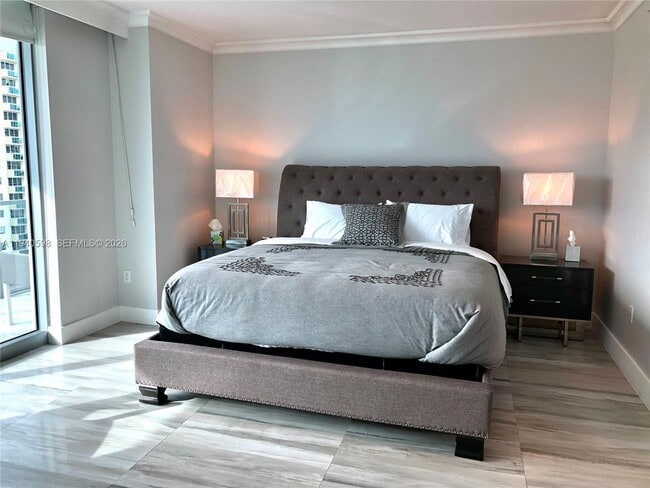 Foto del edificio - 3101 S Ocean Dr