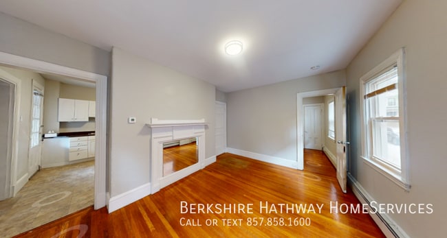 Photo - 60 Dana St Apartment