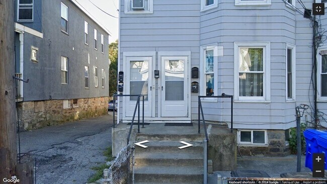 Foto del edificio - 9-11 Higgins St