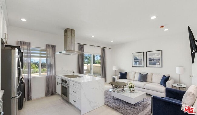 Foto del edificio - 21727 Planewood Dr