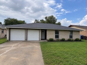 Building Photo - 1507 Bonnie