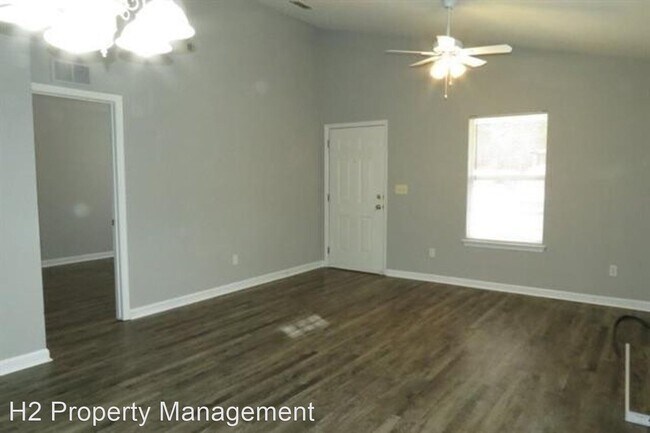 Building Photo - 4 br, 2 bath House - 3420 Laura Street