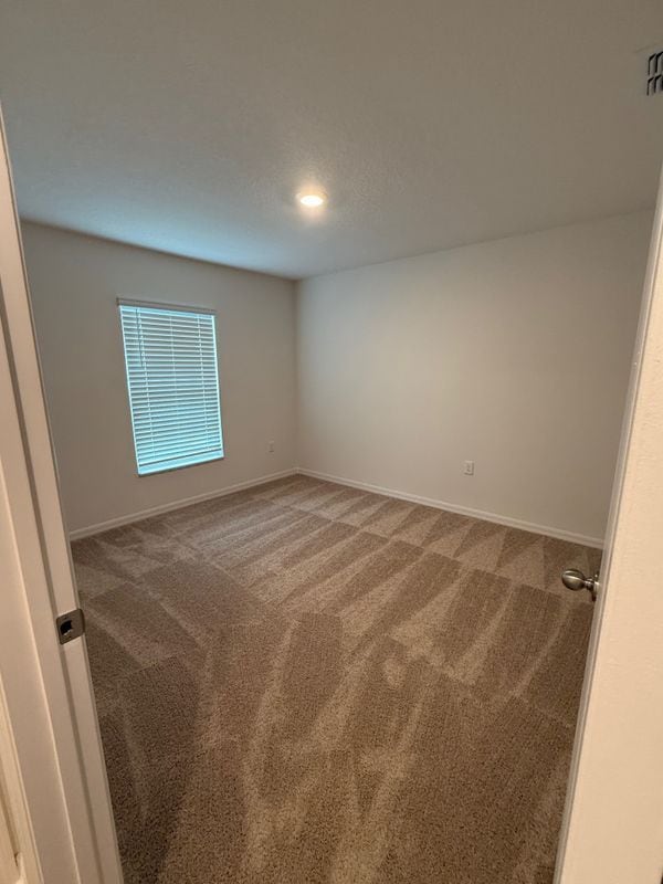 Building Photo - 15 Rivera Ln