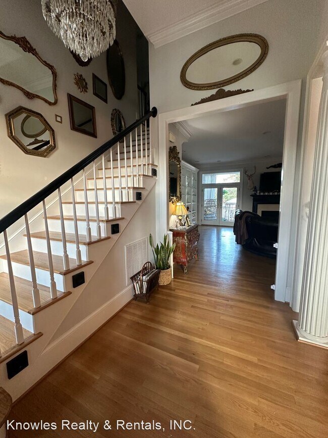 Building Photo - 5 br, 4.5 bath House - 2114 Ascott Place