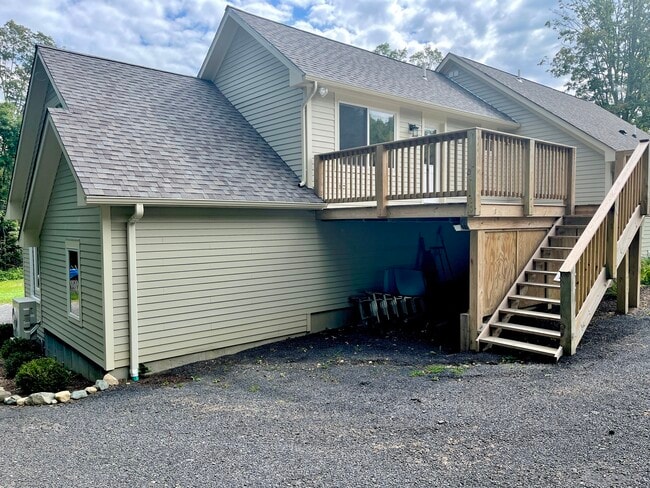 Foto del edificio - 175 Arch Bridge Rd