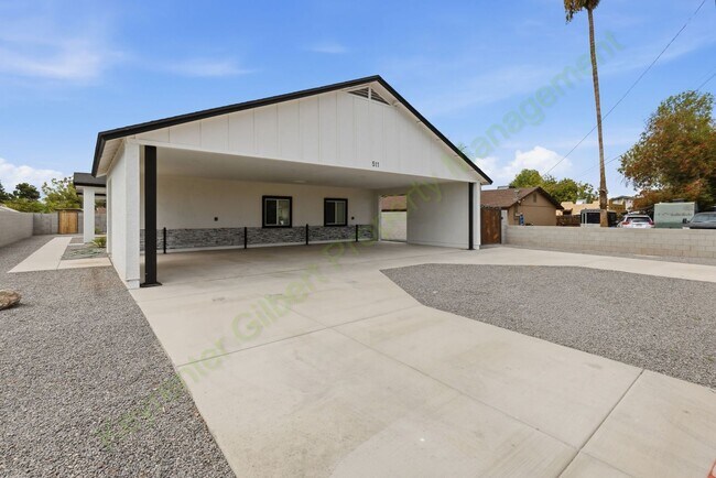 Building Photo - Brand-New 3-Bedroom Duplex with Designer Finishes & Private Yard in Central Mesa