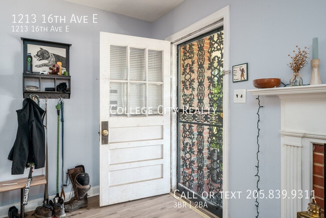 Photo - 1213 16th Ave E House