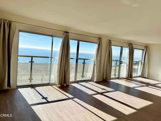 Foto del edificio - 18147 Coastline Dr