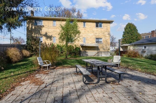 Building Photo - Cozy 1 Bedroom, Great Location, $99 DEPOSIT!