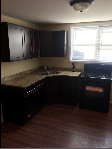 Primary Photo - 2108 N. Keeler Ave.