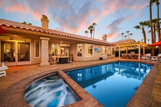 Building Photo - 370 Cypress Point Dr