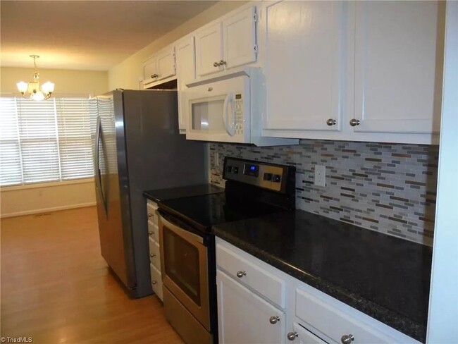 Building Photo - 4940 Tutelo Trail